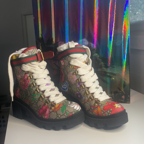 COPY - WOMENS GG FLORA ANKLE BOOTS - Picture 4 of 5